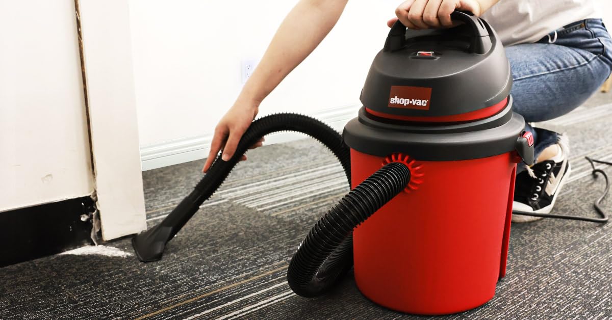 4 Gallon 4.0 Peak HP Wet/Dry Vacuum U88405