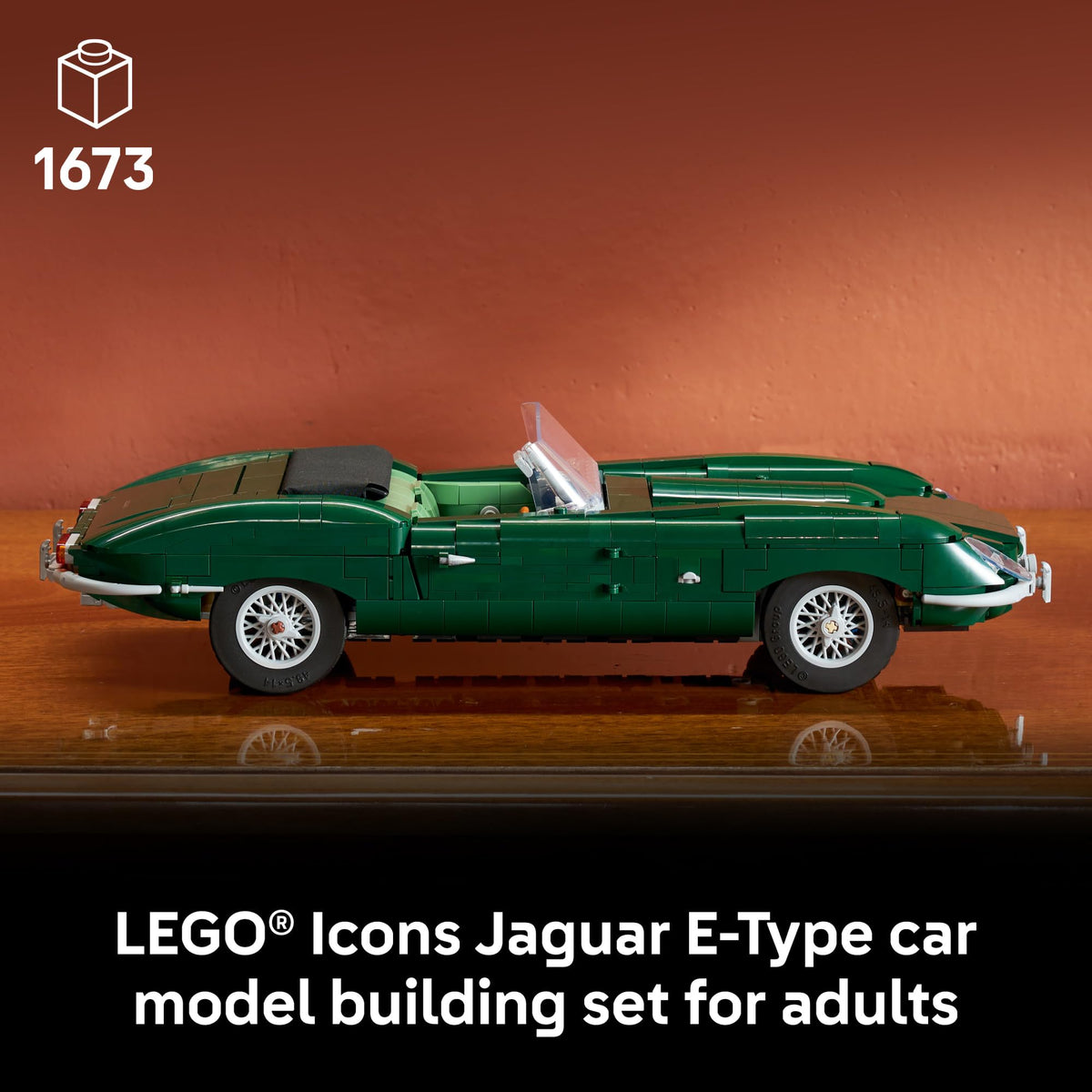 Jaguar E-Type X562