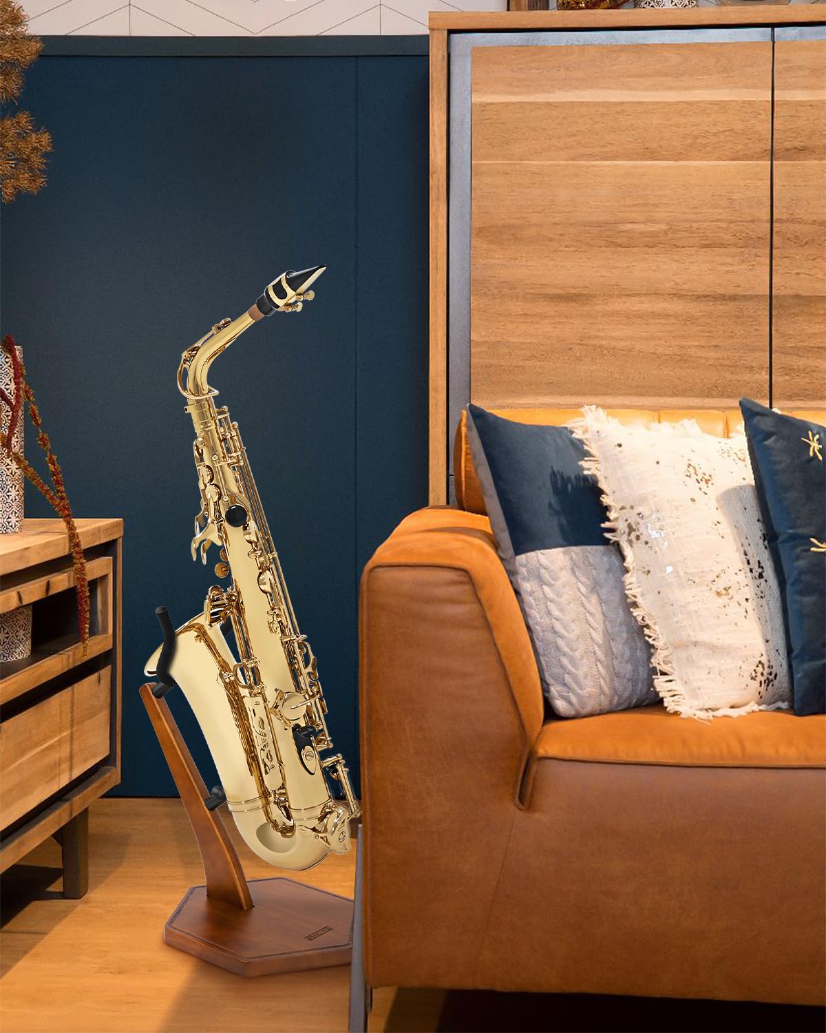 Wooden Saxophone Stand Y22247