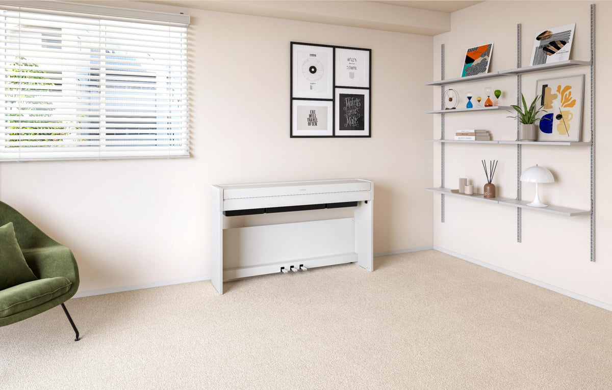 White 88-Key Weighted Digital Piano with 3-Pedal Unit O546