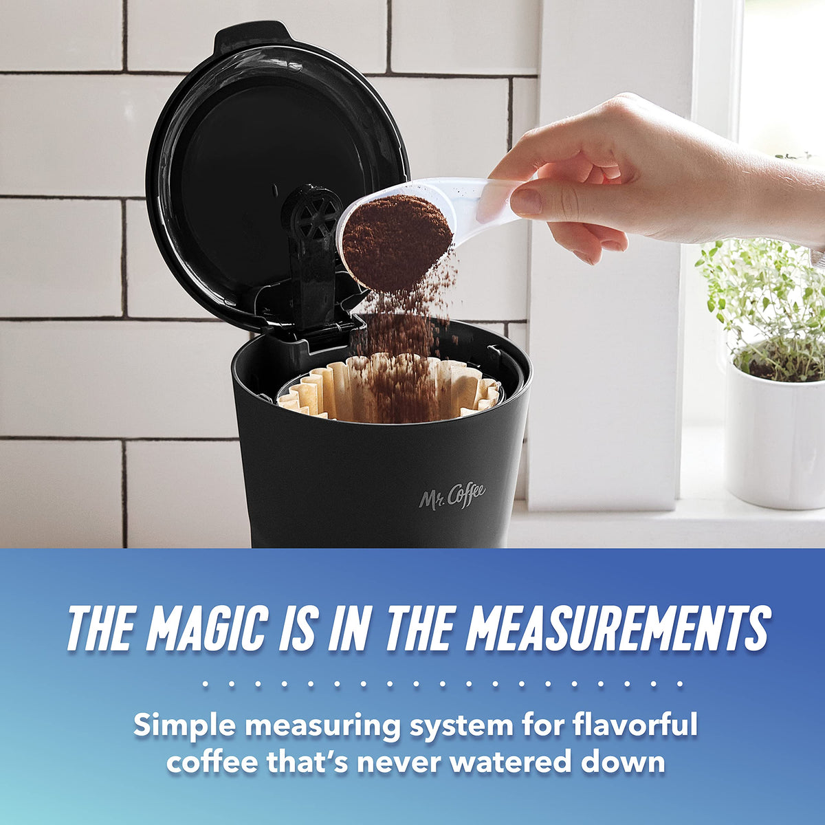 Single Serve Iced Coffee Maker with 22-Ounce Tumbler and Reusable Filter Q673384
